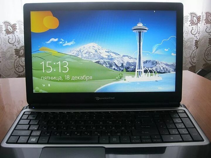 Ноутбук Packard Bell z5wt3. Z5wt1 Packard Bell пластиковая кнопка включения. Обзоры ноутбуков Паккард Белл. Packard Bell z5wt1 характеристики.