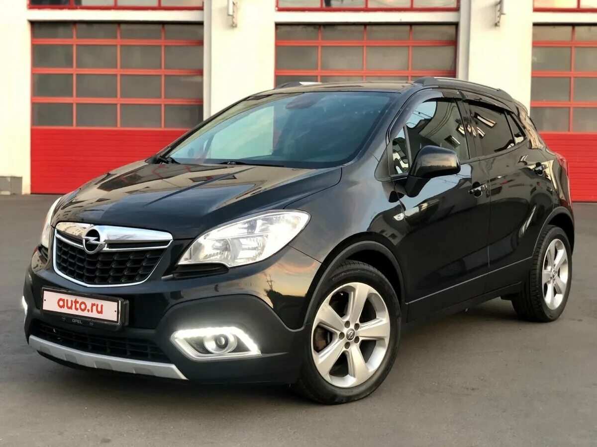 Купить опель мокко. Opel Mokka 2014. Опель Мокка 2014 черный. Opel Mokka черный. Opel Mokka 2014 черная.