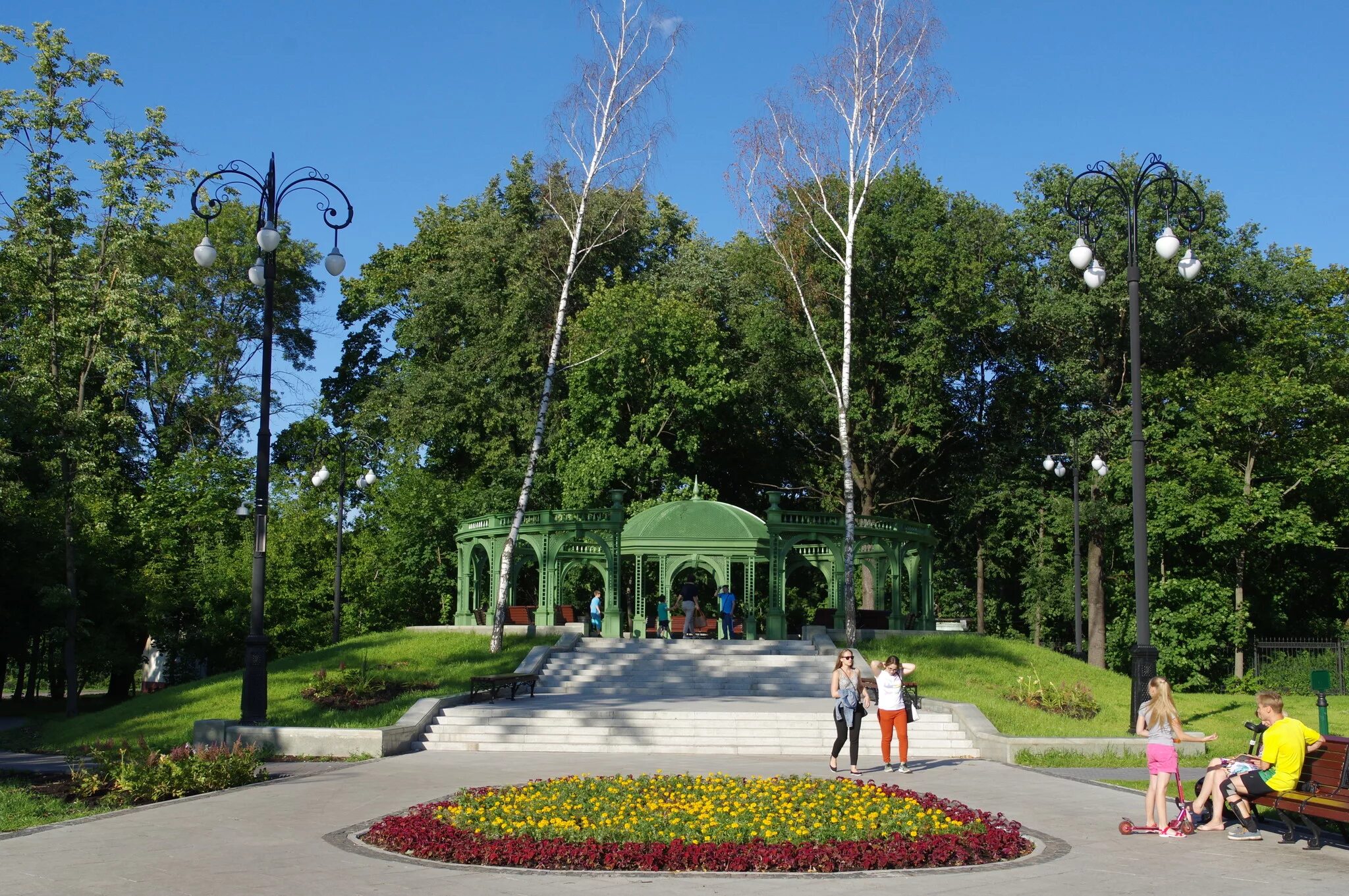 лесопарк измайлово. измайловский парк измайлово. измайловский парк отзывы. измайловский парк москва. соколиная гора парк измайлово.