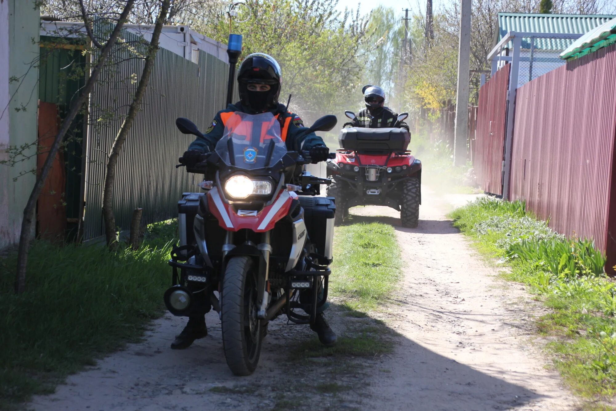 Новости курской области на сегодня последние обстановка. Под Курском 17 летний парень на мопеде. 13 Летняя в деревне.