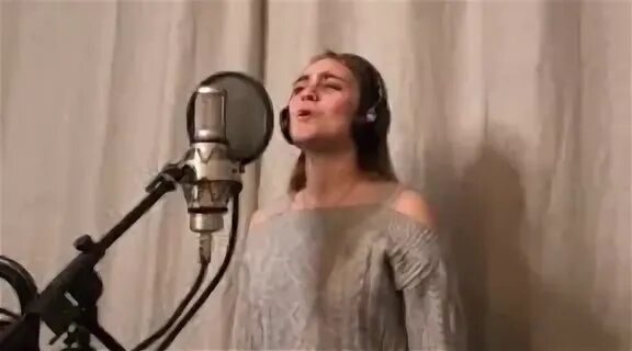 Все зрители были заворожены певучим