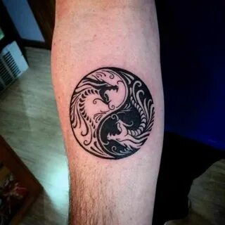 Инь янь драконы тату на руке