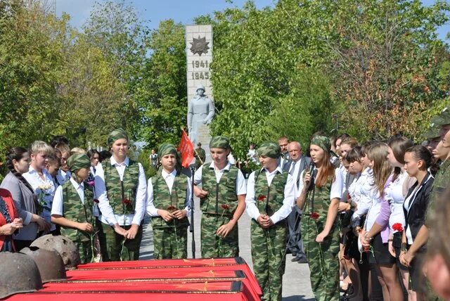 Вареновка Ростовская область. Село Вареновка. Ростовская область село Вареновка Неклиновский район школа. Вареновка фото.