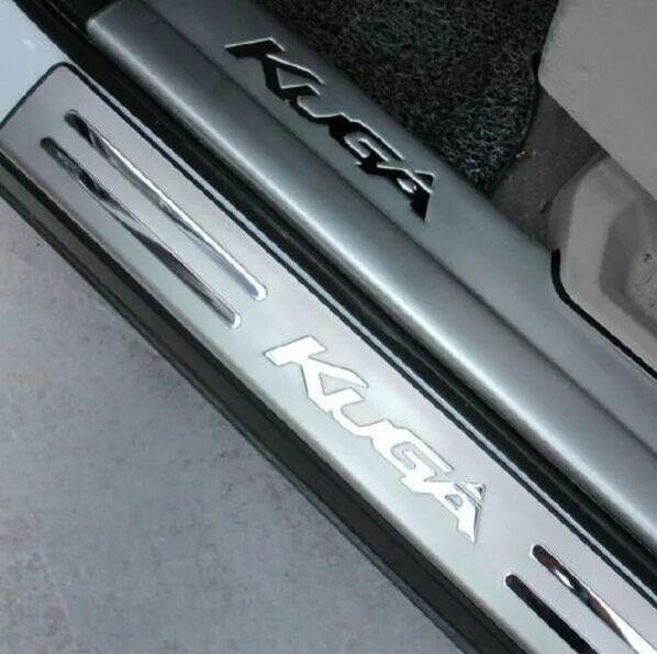 Пороги куга. Накладки на пороги Ford Kuga. Пороги на Форд Куга 2. Накладки на пороги с логотипом для Ford Kuga (2008-). Накладка Ford Kuga OEM.