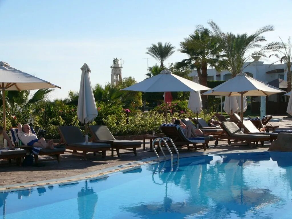 Renaissance sharm el sheikh golden view resorts. Ренессанс отель Шарм-Эль-Шейх. Ренессанс Шарм Эль Шейх 5. Ренессанс Голден Вью Шарм-Эль-Шейх. Renaissance Golden view Beach 5* отель.