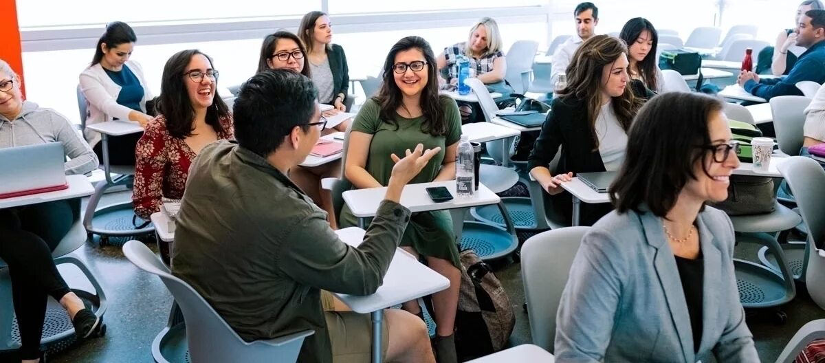 Канадские студенты. Этикет канады. Canadian experience class. Experience canada. Experience canada.