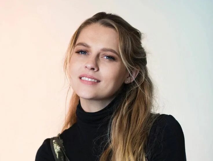 Пушкинская улица 22 воронеж. Палмер воронеж. Teresa palmer. Палмер воронеж. Палмер воронеж.