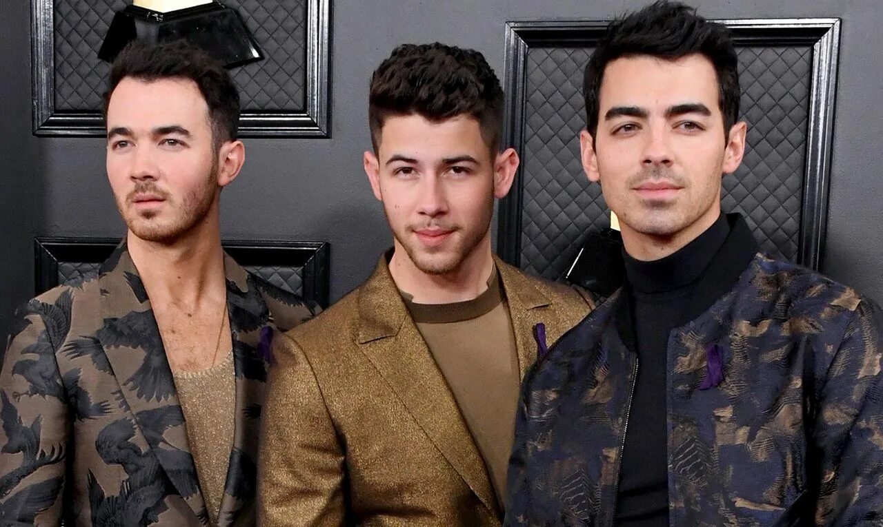 Песни s brother s. Братья Джонас. Jonas brothers 2022. Jonas brothers 2020. Братья Джонас 2020.