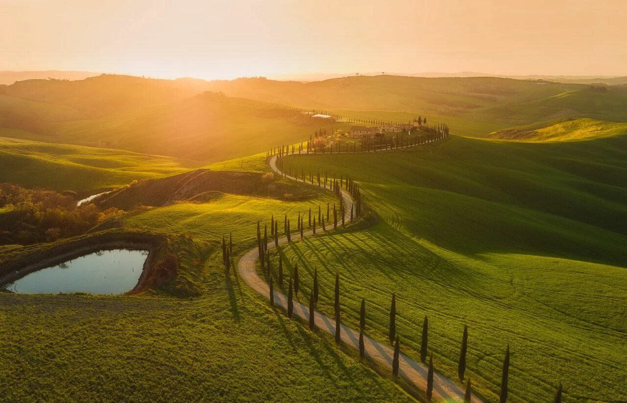 Rolling hills. Rolling Hills in Tuscany\. Rolling Landscape.