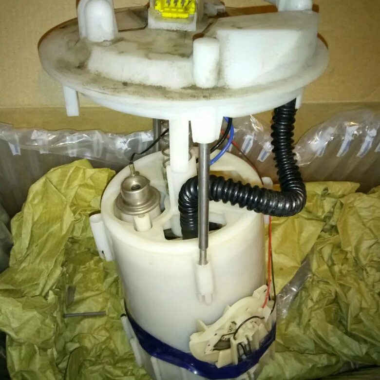 Топливный насос рено сценик 2. Бензонасос рено меган 2 фаза 2. Бензонасос рено меган 2 1. 6. Топливный насос рено меган 2 с обраткой.