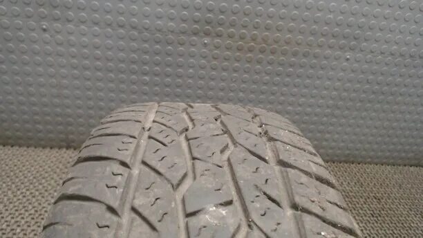 Купить максис браво 215 65 16. Максис АТ 215/65/16. Maxxis 215/65 r16. Шины Maxxis 215 65 16. 215/65 R16 at лето.