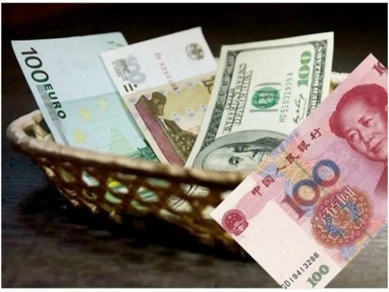 Юань купюры. 100 китайских юаней фото. Юани в рубли. Китайский юань. Валюта китая.