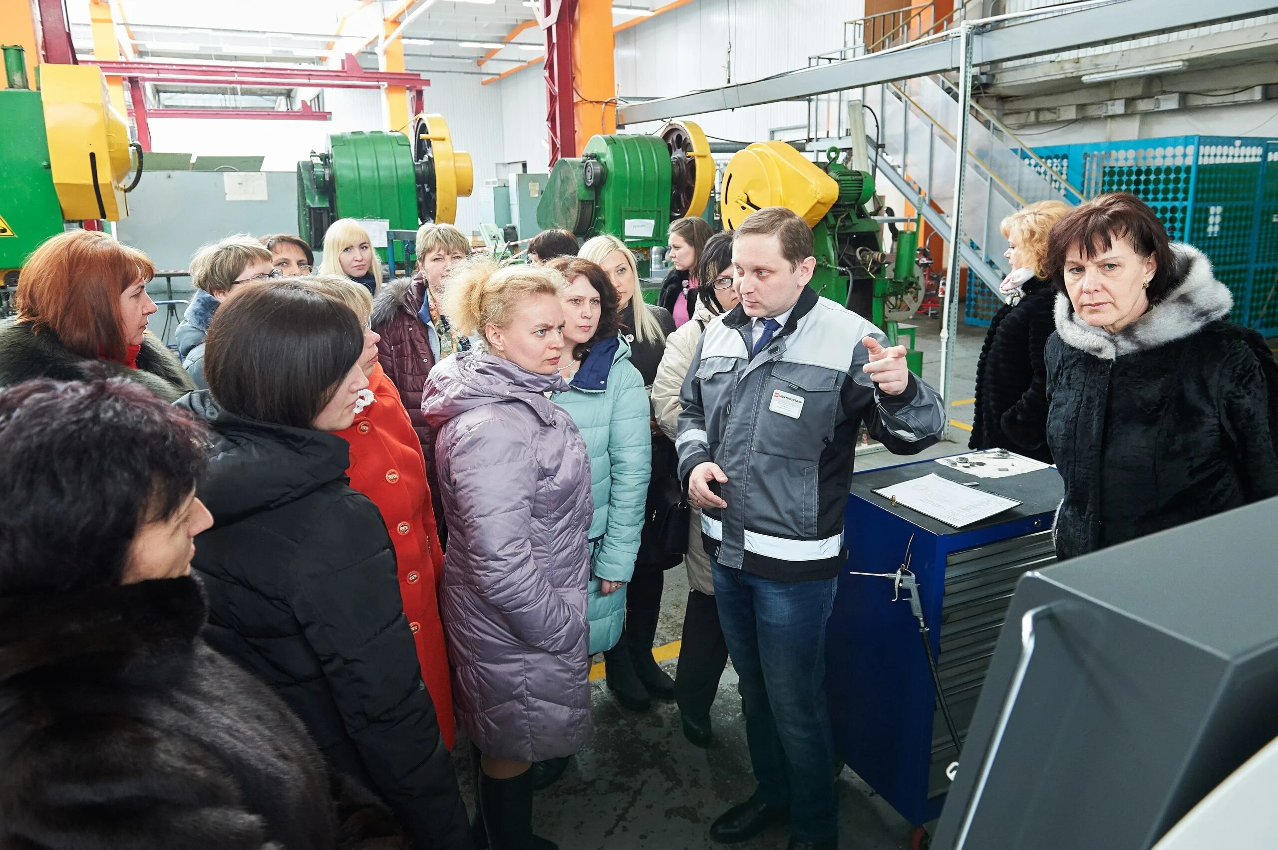 Карачев брянск электродеталь. Директора завода электродеталь карачев. Завод метаклэй. Завод в карачеве брянск. Соединители карачевского завода электродеталь.