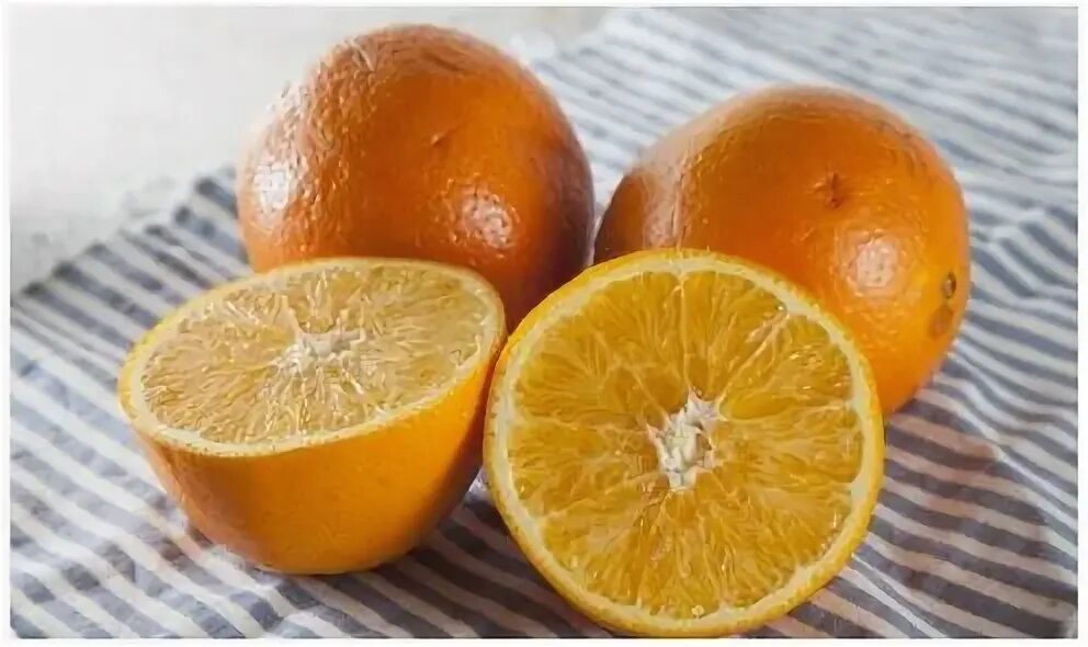 Апельсин с тонкой коркой. Типа апельсина. Пупочные апельсины. Апельсины отборные. Апельсины с пупком.