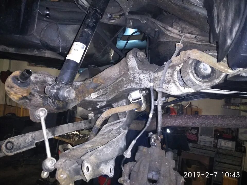 Volvo xc60 передняя подвеска. Задняя подвеска вольво ы90. Задняя балка вольво s60. Volvo xc90 2020 задняя подвеска. Задняя подвеска вольво с80.