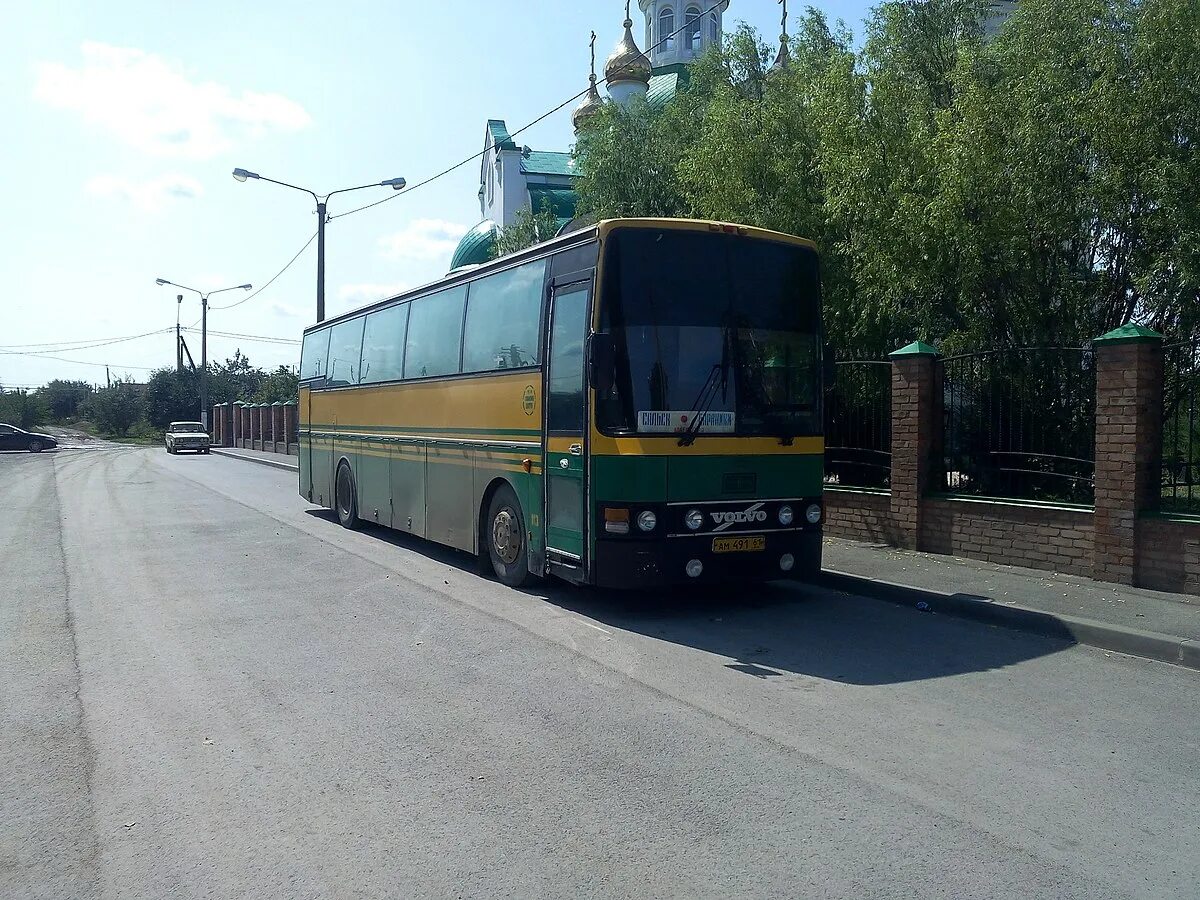 Автобусы по городу сальск. Автобусы Сальск. Марки автобусов. Автобус марки Вольво. Сальское ПАТП.