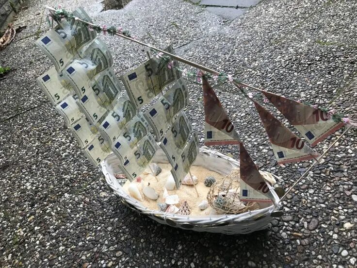 Model Ship Built out of Coins Coin design, Coin crafts, Coins