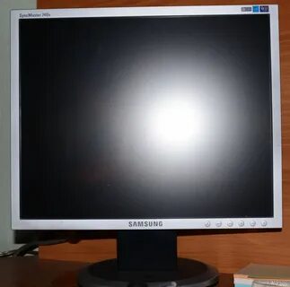 Samsung syncmaster 740n
