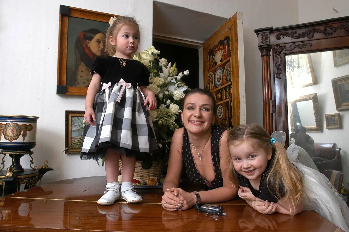 дочь мельниковой