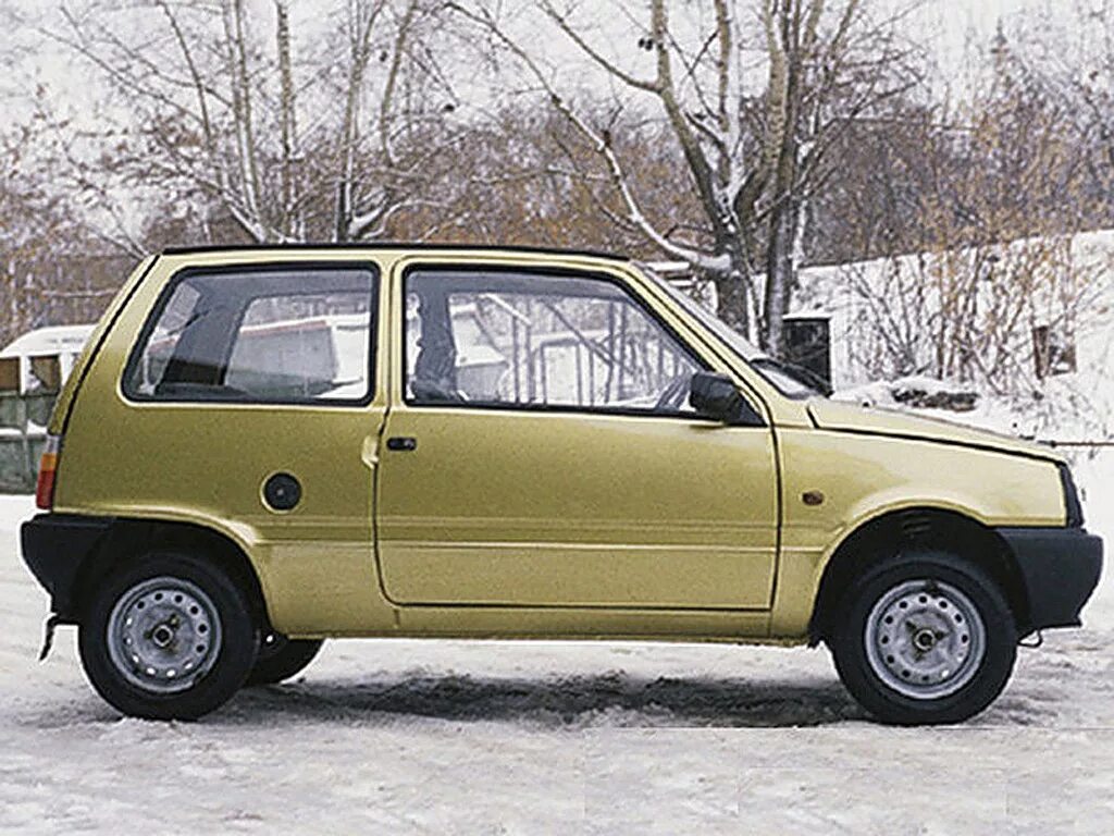 Ока обзор. Ваз-11113 (lada oka) седан. ваз-1111 ока новая. ваз 1111 сбоку. ваз 1111 ока вид сбоку.