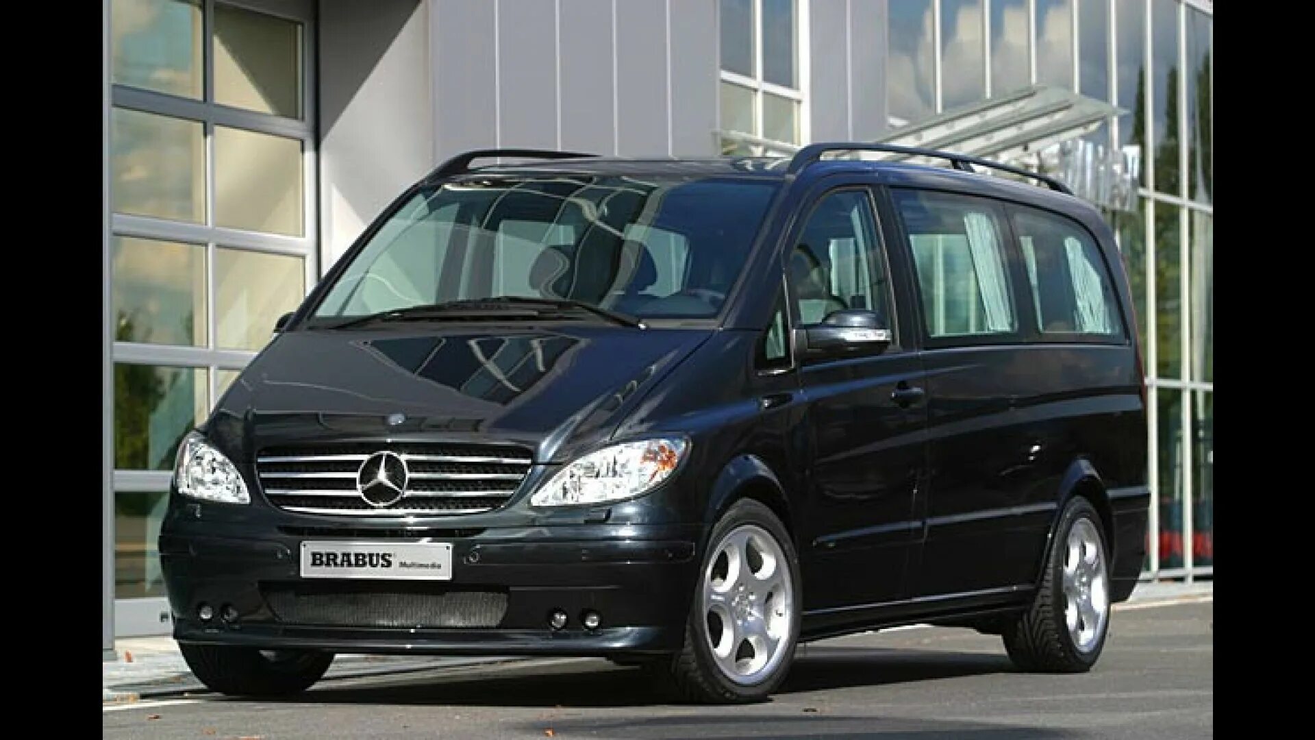 Микроавтобус это легковой автомобиль. Мерседес Бенц Виано. Mercedes Viano Brabus. Mercedes Benz Viano 2003. Mercedes-Benz Viano w639 Brabus.