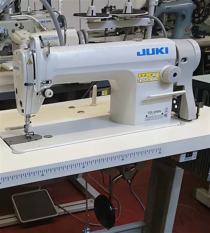 Juki DDL 8100 Е. Швейная машинка Juki Flora 5000. Juki DDL-8100e. Швейная машина Juki Flora Deluxe 5300. Швейная машинка жук