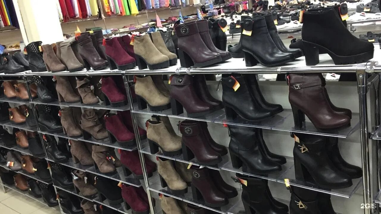 Обувь сарапул. Гагарина 33 сарапул. Новый дом обувь. Сарапул ул. Гагарина 33 сарапул.