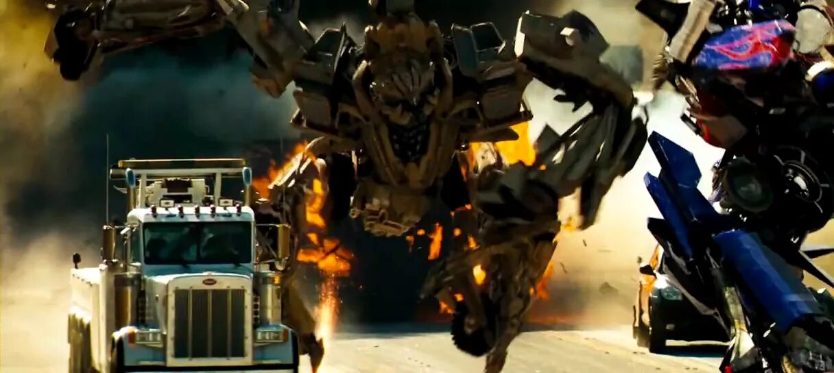 Transformers 1 2. Боункрашер трансформер. Боункрашер месть падших. Десептикон Боункрашер. Боункрашер трансформеры Прайм.