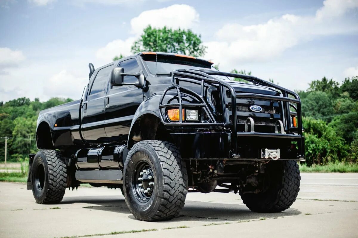 Форд большой пикап. Ford f650. Форд f 650 Раптор. Форд ф 650. Ford f650 внедорожник.