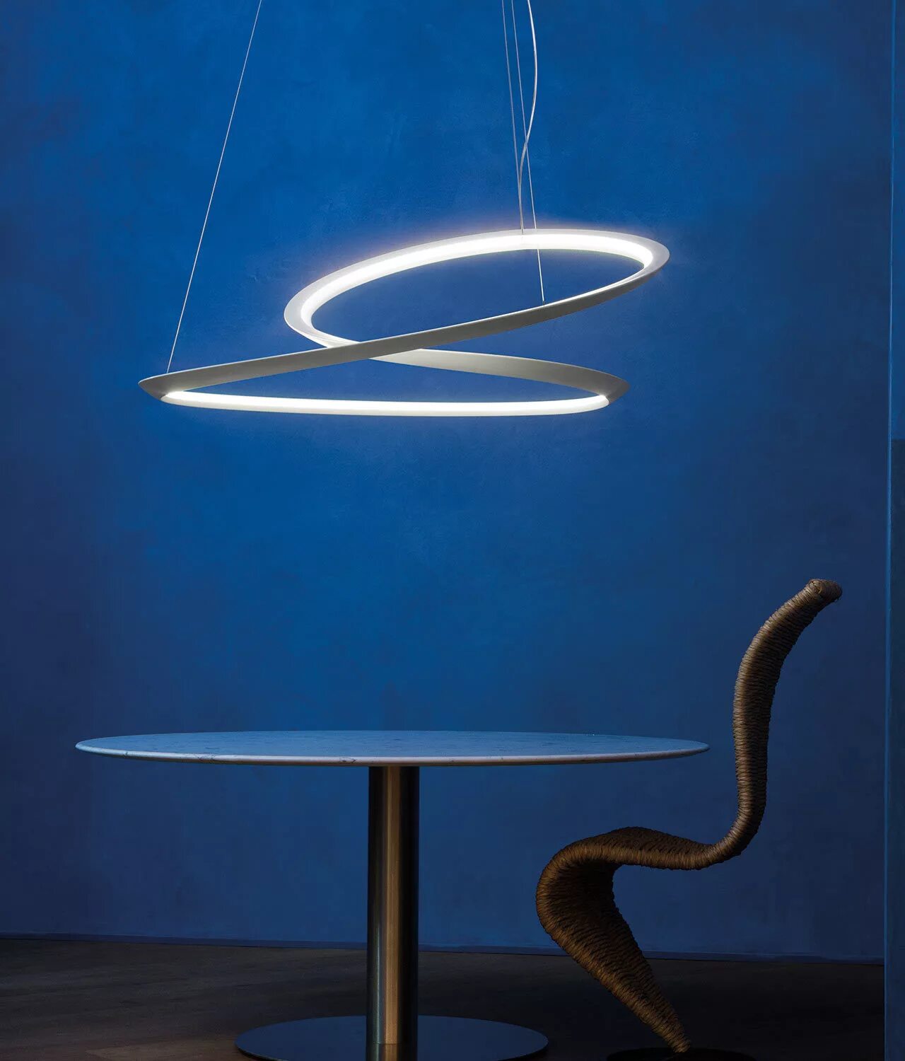 Nemo light. Светильник nemo kepler pendant. подвесной светильник kepler suspension lamp. люстра kepler blackgold painted от nemo. nemo светильник подвесной kem lww 52 kepler minor down led 3000k white.