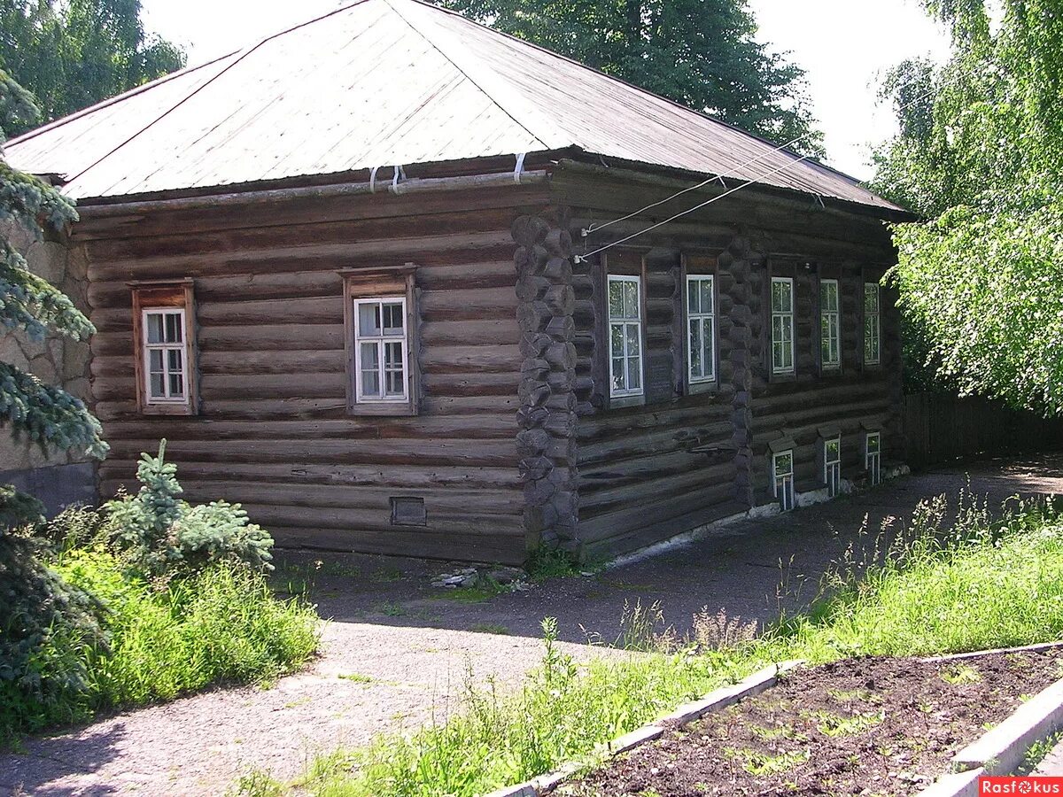 хостел в кирове. октябрьский проспект филейка. дом родной киров. отель дом родной киров. дом родной киров.
