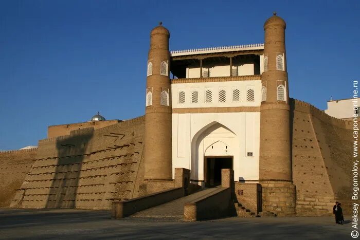 Цитадель в бухаре 3. Аштарханиды династия. Арк хан бухара. Древняя цитадель в бухаре. Цитадель в бухаре 3.