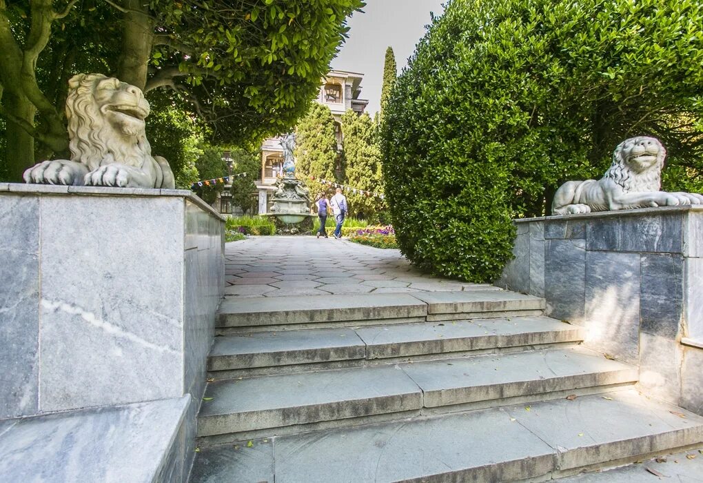 гурзуф парк санатория гурзуфский. гурзуфский парк 2022. санаторий гурзуфский ялта. военный санаторий гурзуф. санаторий гурзуфский ялта.