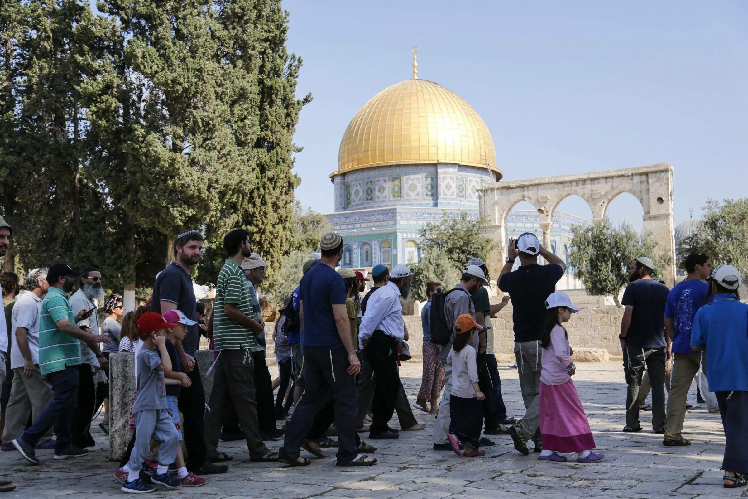 Аль аксу новости. Мечети Ирана. Аль Кудс. Розовая мечеть Иран. Al Aqsa.