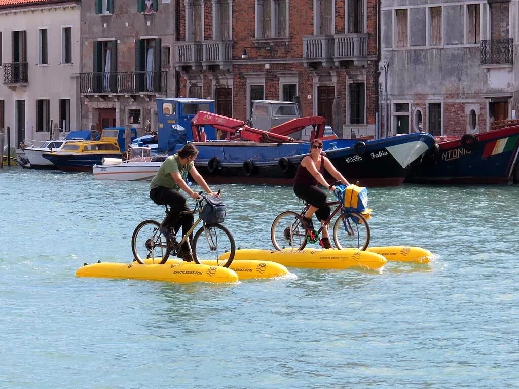 Велолодка. Water Bike Italia. Waterbike процедура услуга. Water bike