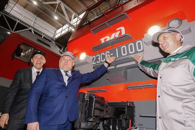 локомотив пышма. ооо уральские локомотивы верхняя пышма. ерохин уральские локомотивы. синара уральские локомотивы. локомотив пышма.