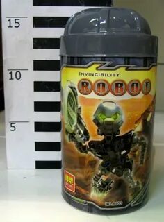 Бела робот