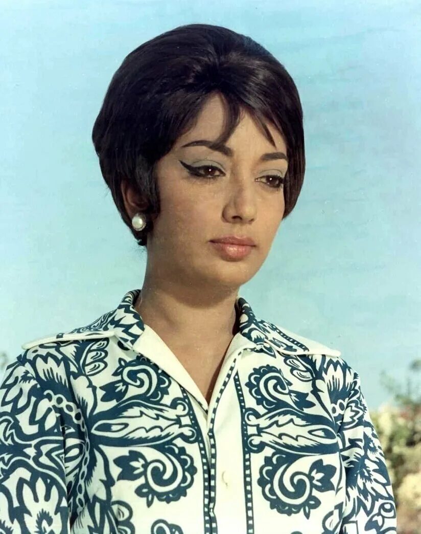 Универсальная садхана. Садхана шивдасани в молодости. Садхана шивдасани. Садхана эпохи водолея картинки. Садханы это.