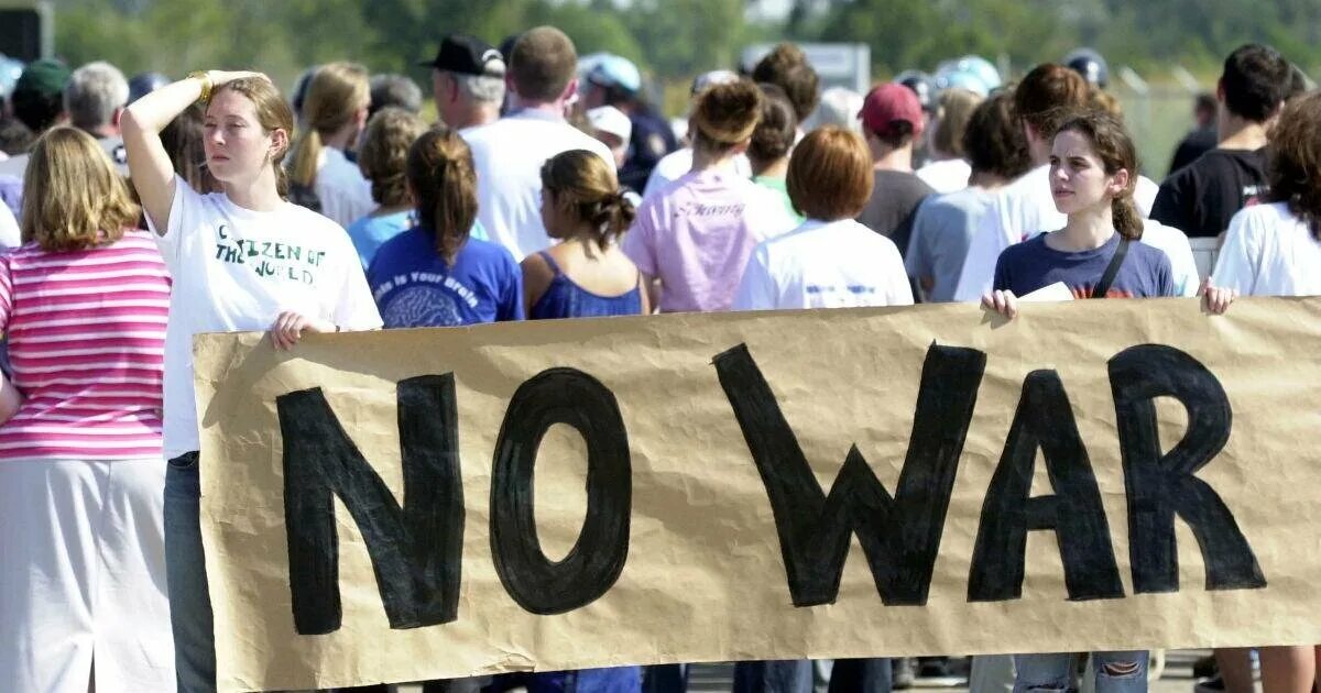 Civil society. Гражданское общество. Свободный гражданин. Гражданское общество фото. Гражданское общество в России картинки.