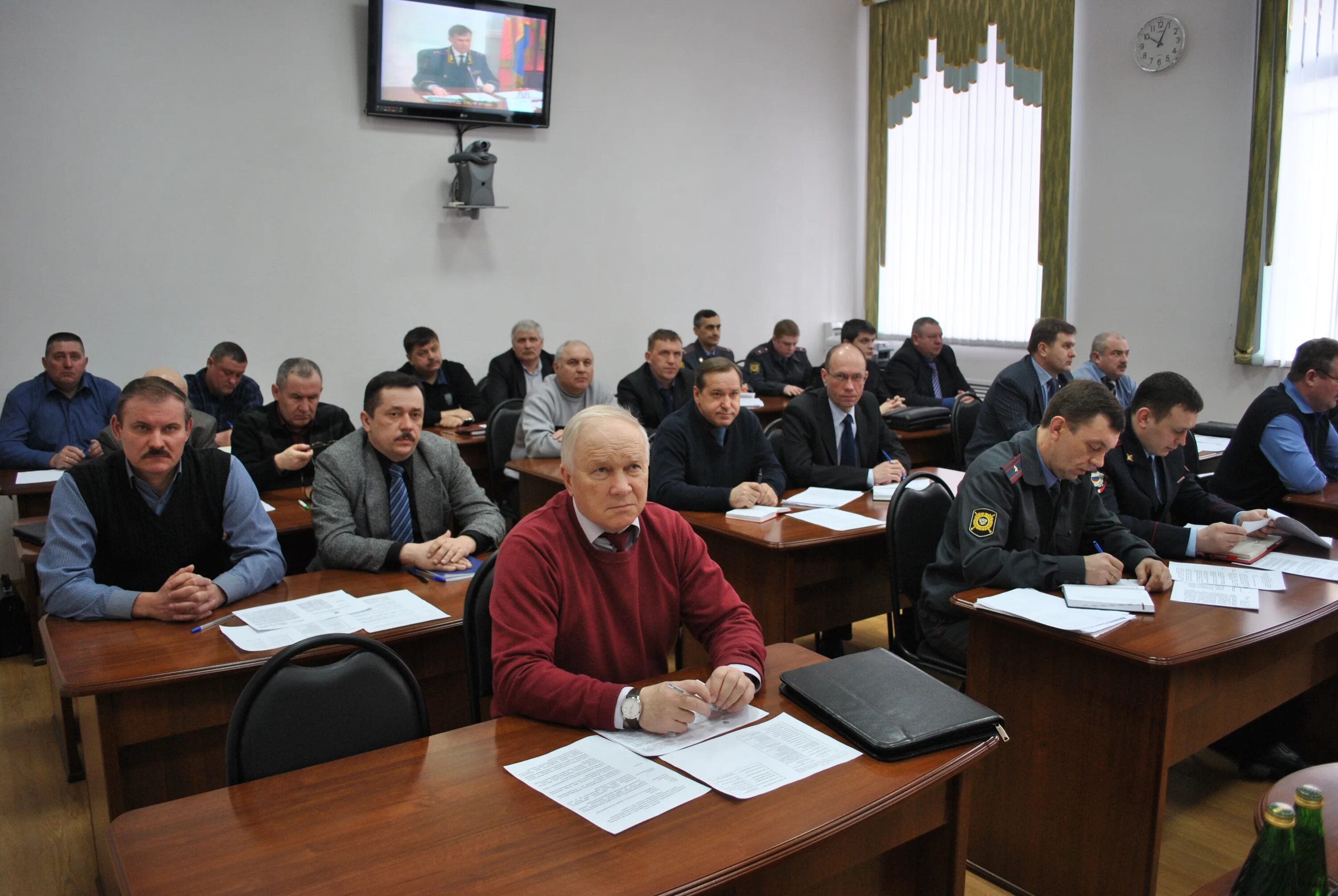 Вектор защиты тамбов. Вневедомственная охрана машины сопровождения. Отдел вневедомственной охраны елабуга. Росгвардия тамбов. Охрана тамбов вакансии.