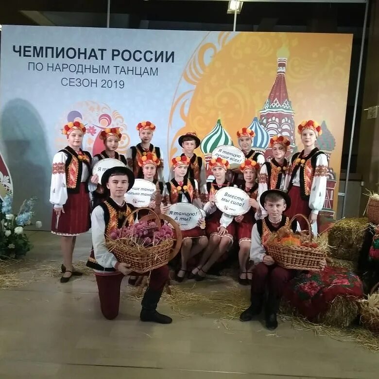 ансамбль дебряночка брянск. хор пятницкого тимоня 2020. фолк вечеринка. академический хор русской песни радио орфей. народный коллектив академический хор истра.