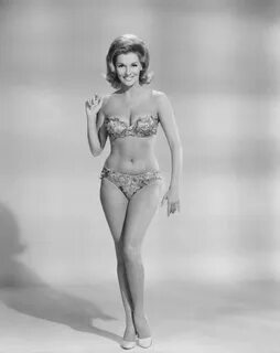 Nancy Kovack Vintage Bikini, Vintage Swimsuits, Vintage Glamour, Vintage Be...