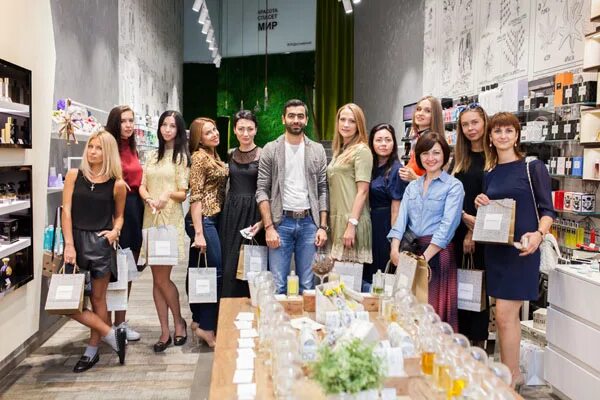 Giorgio парфюмерный бутик. Giorgio парфюмерный бутик. Магазин giorgio. Giorgio бутик духи. Giorgio парфюмерный бутик ростов на дону.