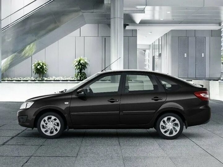 Лифтбек Lada Granta неожиданно подешевел