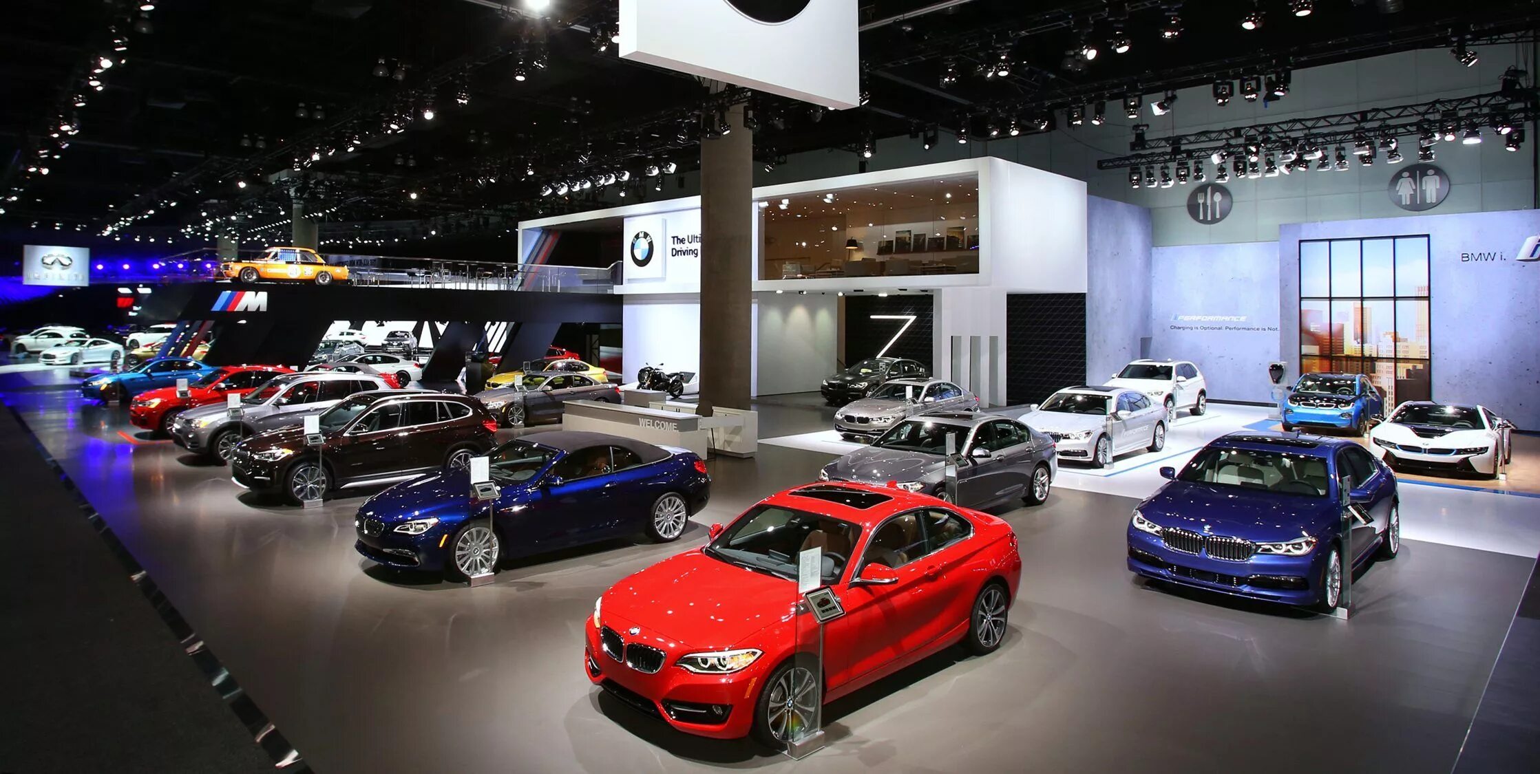 Женевский автосалон 2023. New car show. New car show. Выставка спорткаров в москве. Detroit 2022.