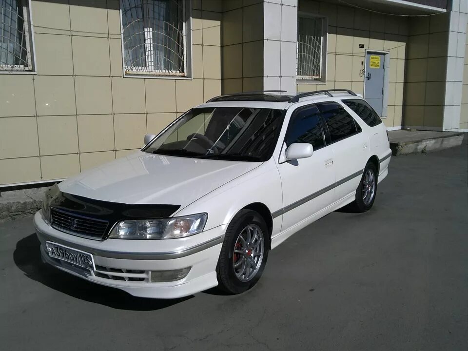 Mark 2 qualis. Toyota Mark 2 Qualis. Mark 2 Qualis обвес. Toyota Mark 2 Wagon Qualis.