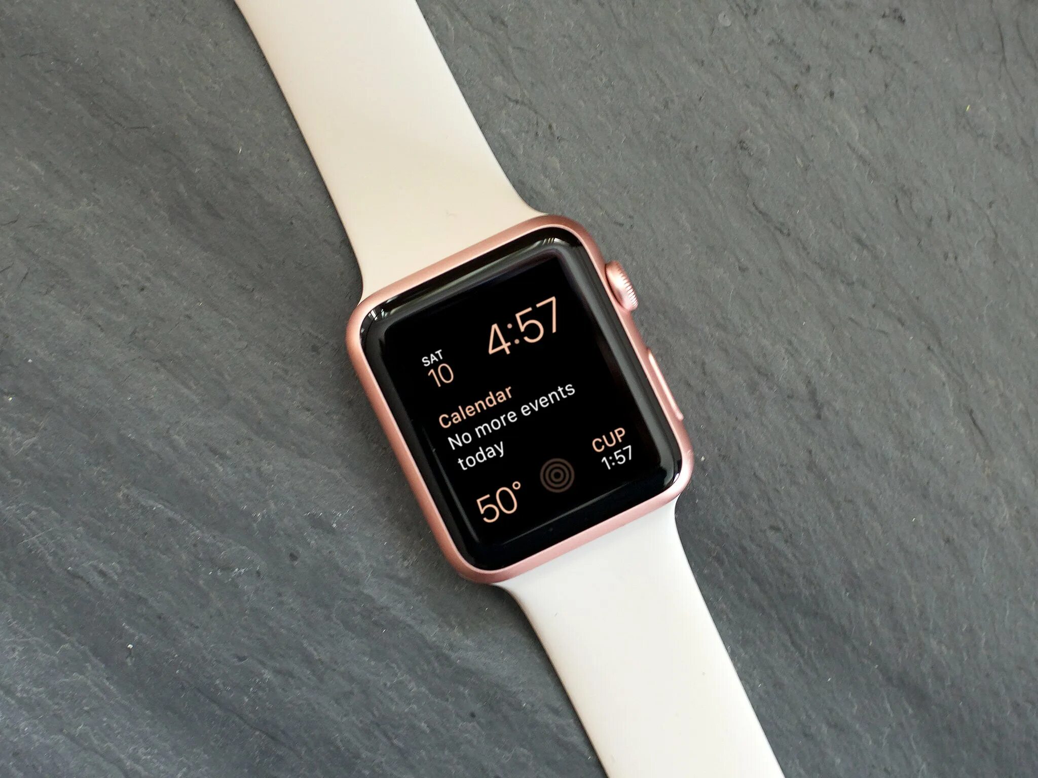 Apple watch 6 розовое золото. Apple watch rosegold. Apple watch 10 rose gold. Apple watch series 4 rose gold. Эпл вотч розовое золото.