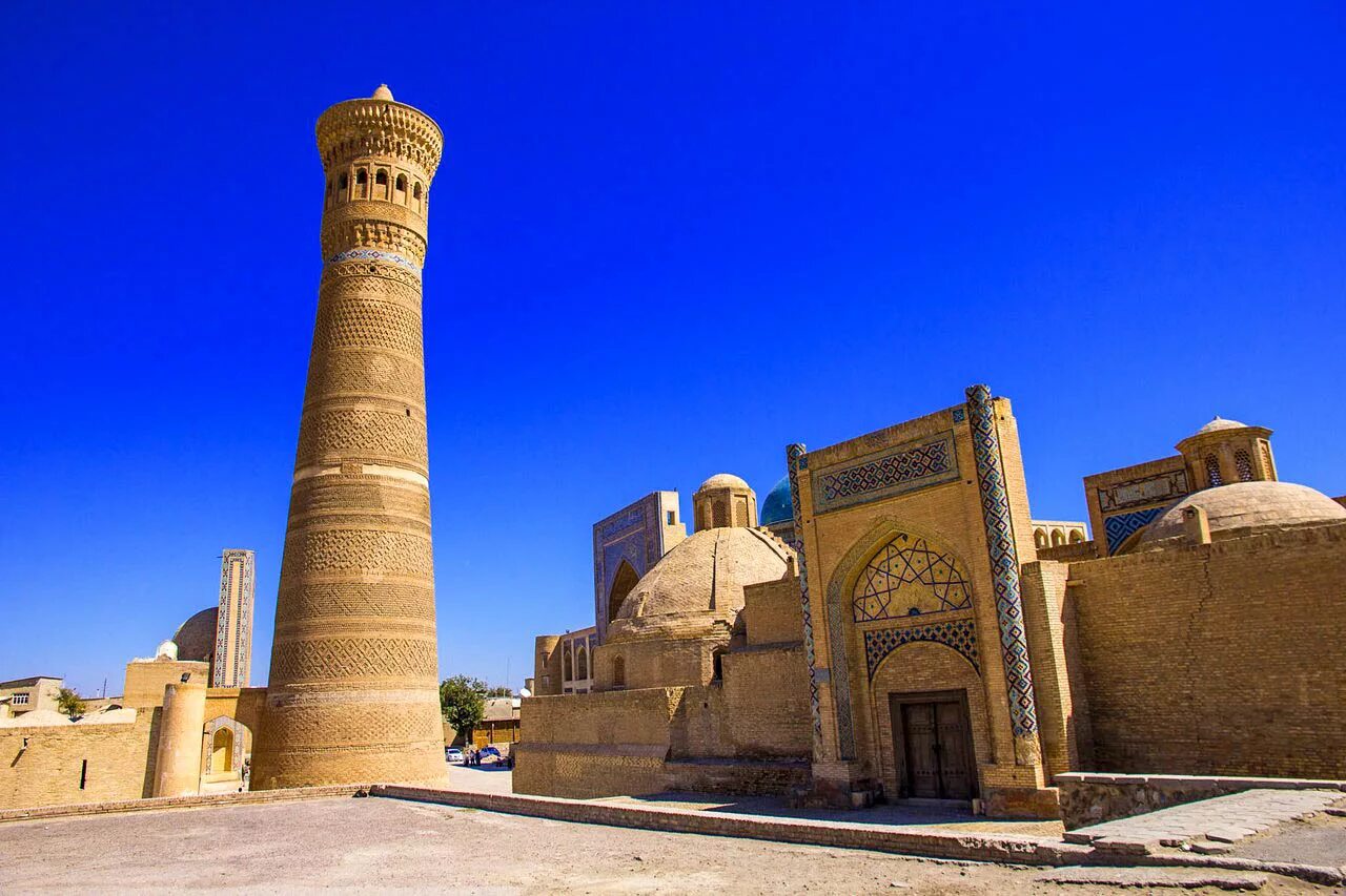 бухара самарканд хива тур. кладбище в самарканде шах и зинда. бишкек самарканд. минарет кальта-минор. ташкент самарканд бухара хива.