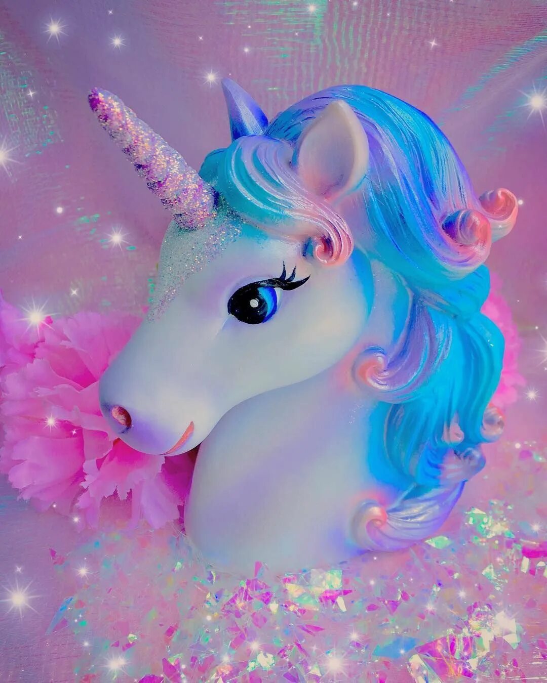 Единорог reginast777. Анимированный единорог. Единорог пони сидит. Единорог. Единорожка картинка для печати.