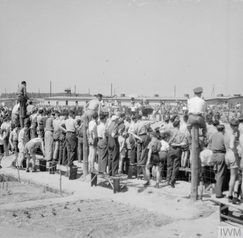 Концлагерь хаммельбург шталаг xiii c, 1942. Лагерь военнопленных шталаг 3д в берлине. Цайтхайн лагерь советских военнопленных. Лагерь для военнопленных запад. Лагерь для военнопленных запад.